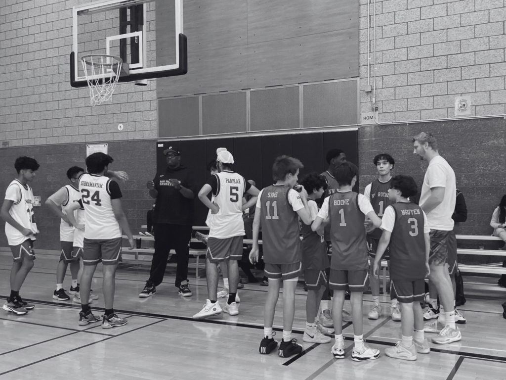 Youth basketball developmental and AAU teams and training in Renton, Bellevue, and the Eastside.