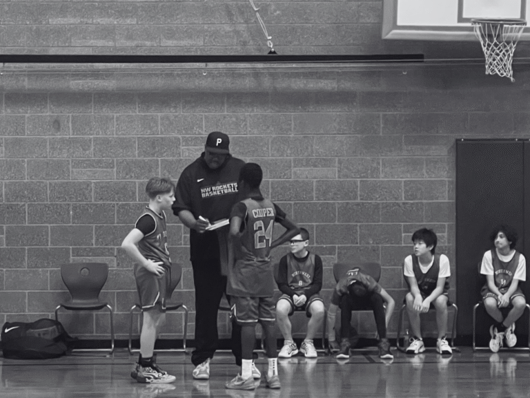 Youth basketball developmental and AAU teams and training in Renton, Bellevue, and the Eastside.