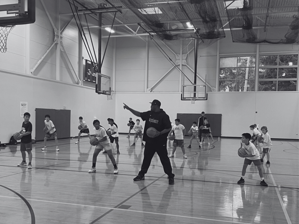 Youth basketball developmental and AAU teams and training in Renton, Bellevue, and the Eastside.