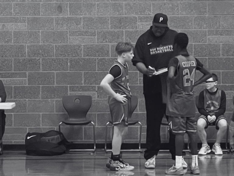 Youth basketball developmental and AAU teams and training in Renton, Bellevue, and the Eastside.